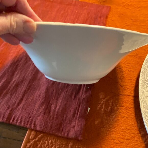 Pottery Barn Scarlett Serving Bowl – Discontinued - Picture 2 of 4